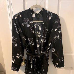 Silky kimono style jacket/cardigan